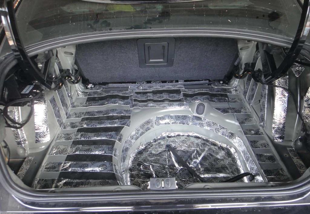 汽車噪音太大對身體危害健康，如何選擇隔音材料了